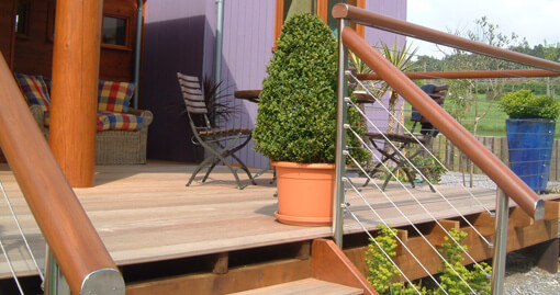 Stainless Steel Deck Cables in place